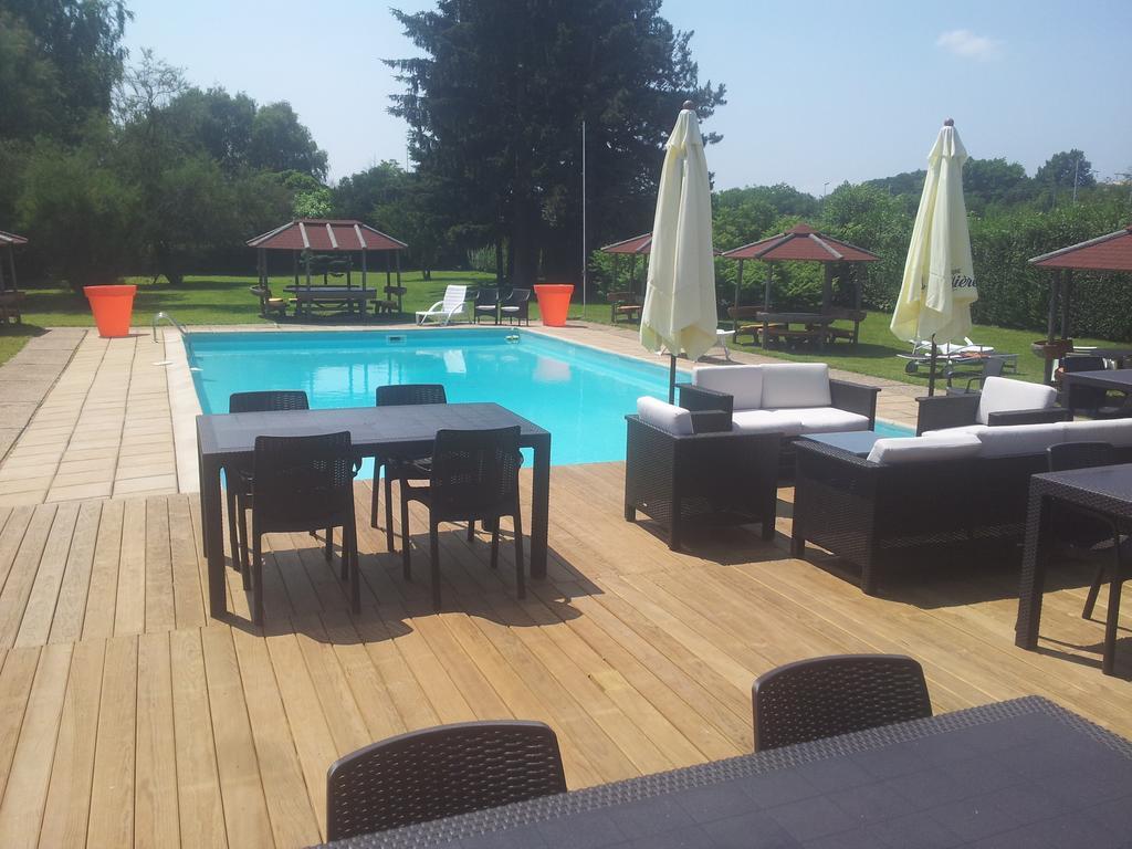 Logis Hotel Restaurant La Vieille Ferme, Macon Nord Sancé Exterior foto